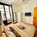 Madrid Room Sol Center